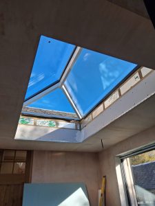Grey / white aluminium roof lantern